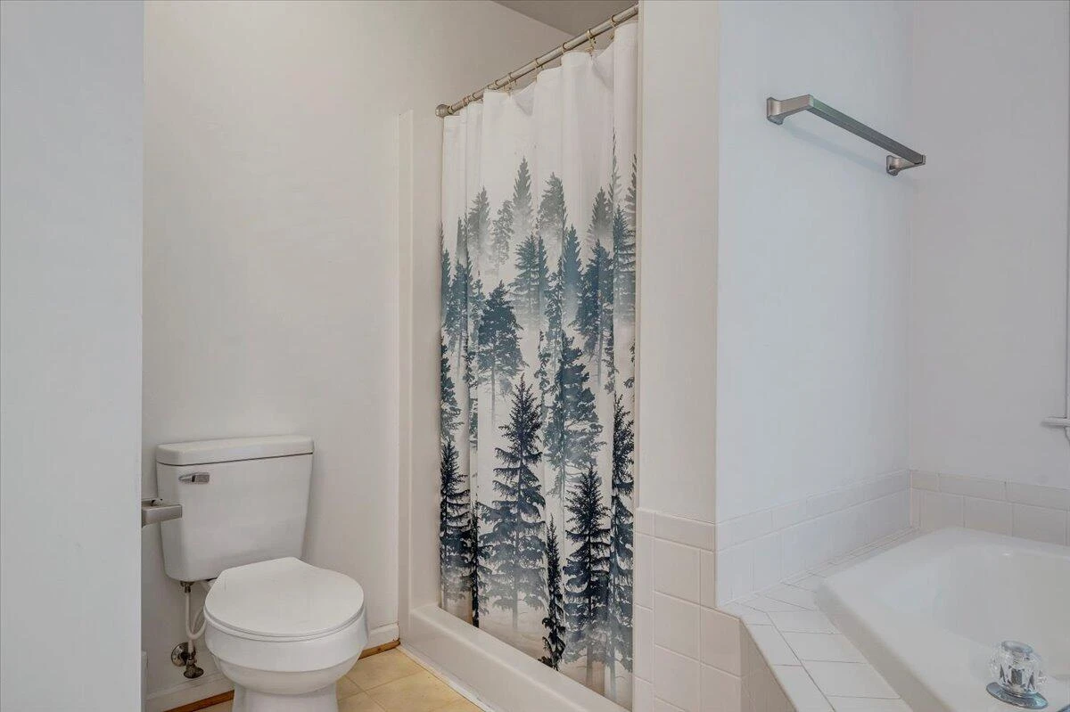 828 Ray ST - Photo 42