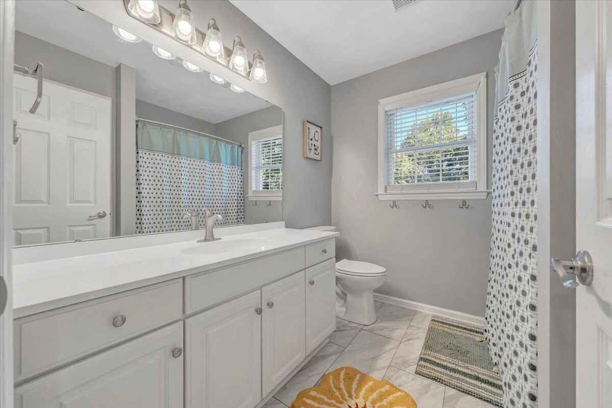 828 Ray ST - Photo 43