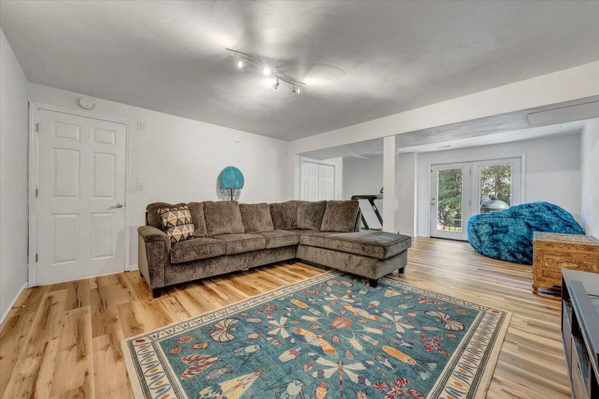 828 Ray ST - Photo 48