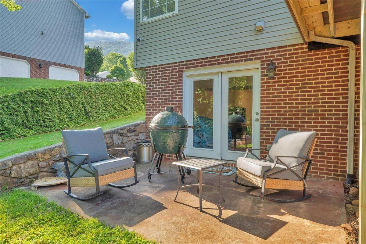 828 Ray ST - Photo 61