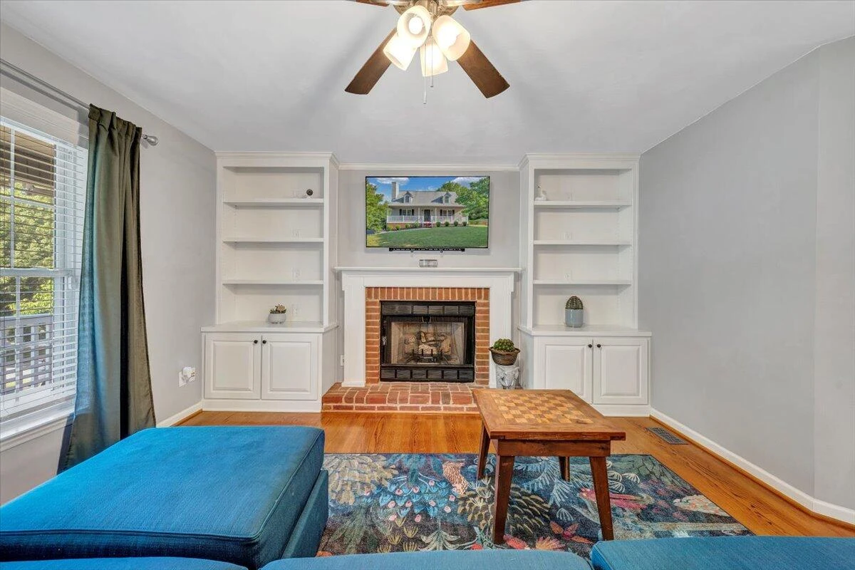 828 Ray ST - Photo 10