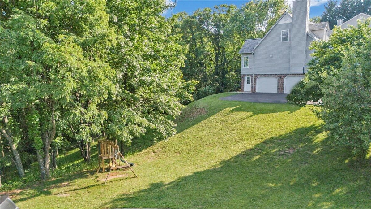 828 Ray ST - Photo 84