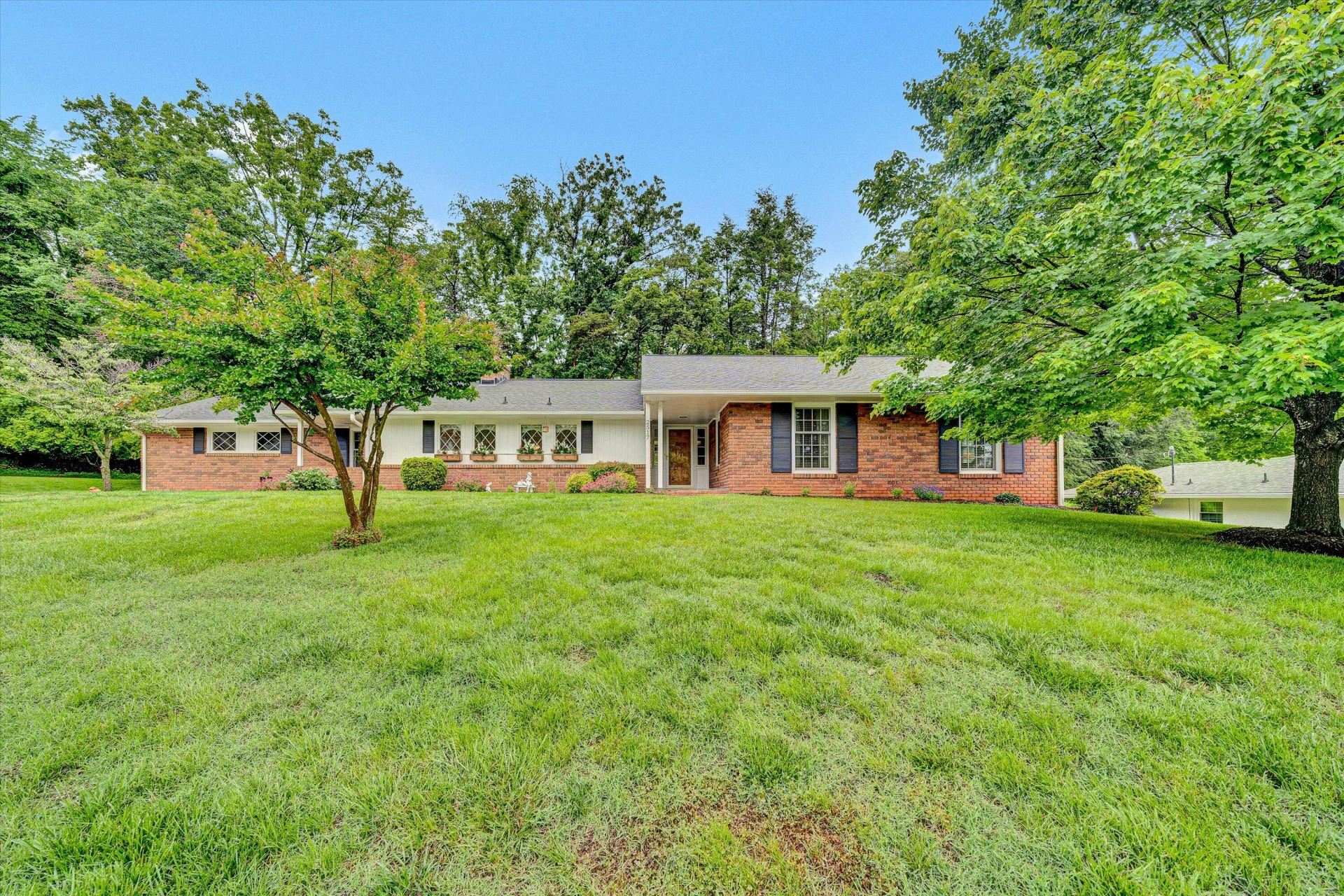 2517 Sprucewood RD
