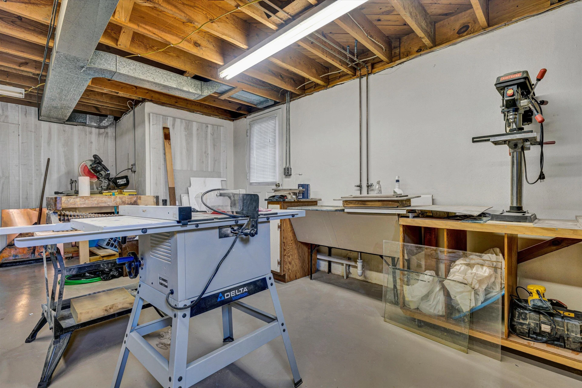 2517 Sprucewood RD - Photo 48