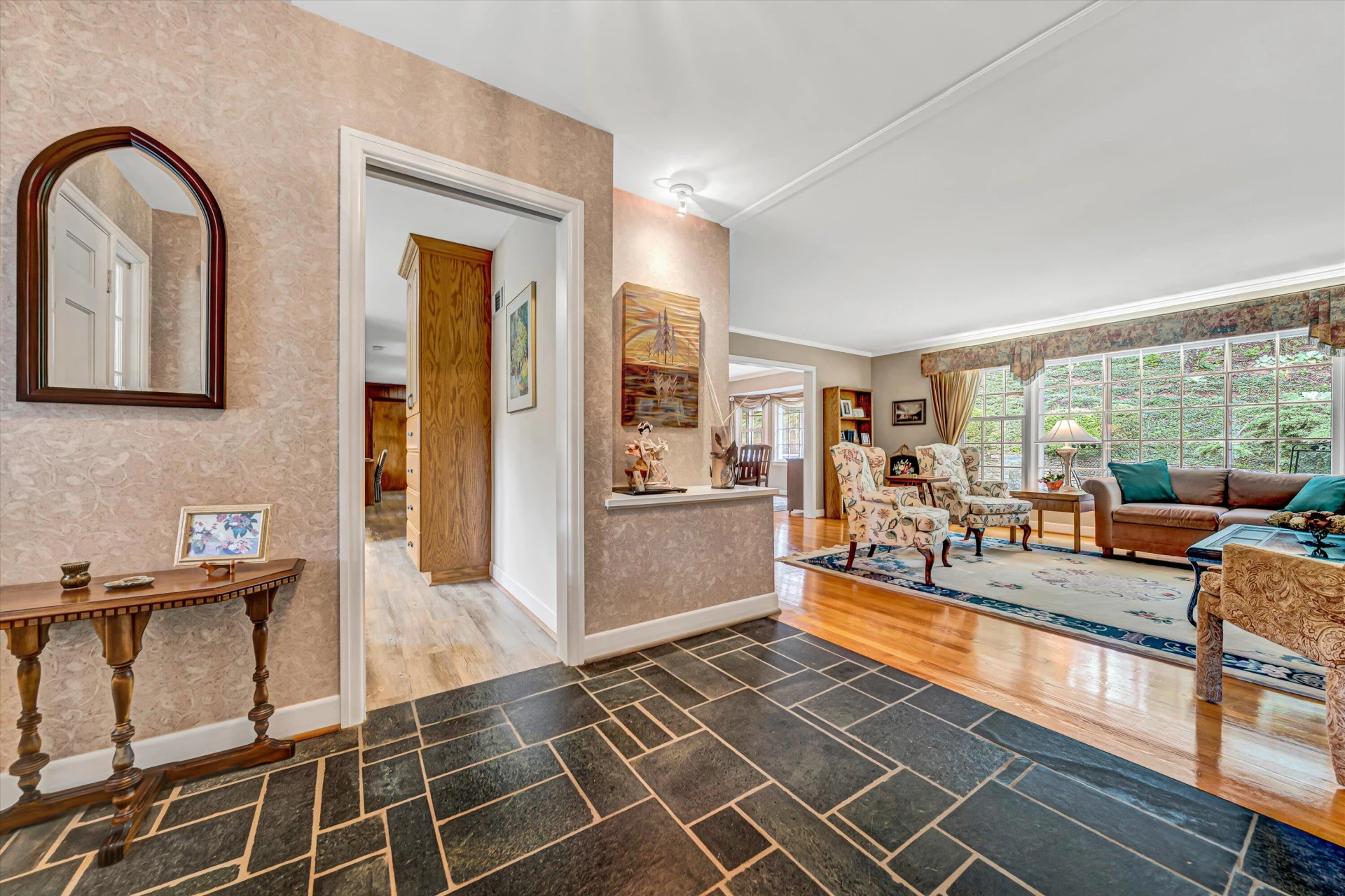 2517 Sprucewood RD - Photo 5