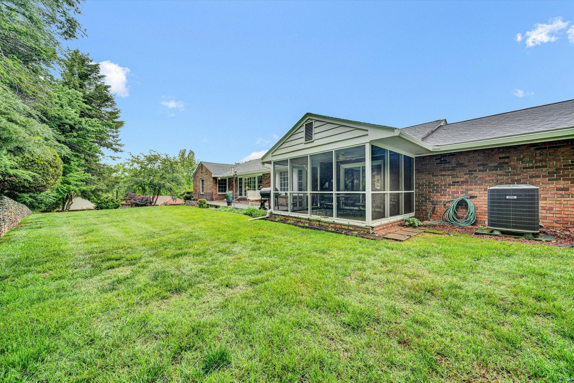 2517 Sprucewood RD - Photo 54