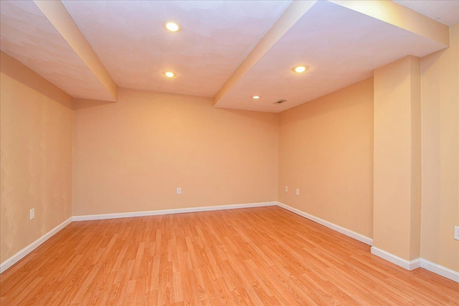 4882 Horseman DR - Photo 16