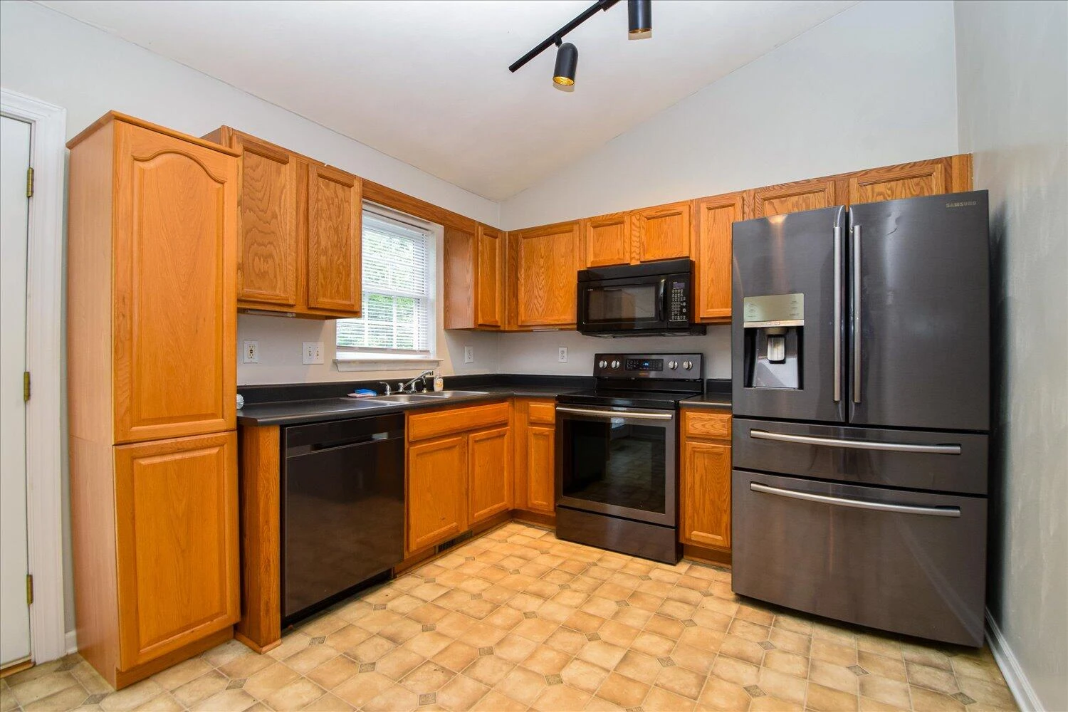 4882 Horseman DR - Photo 6