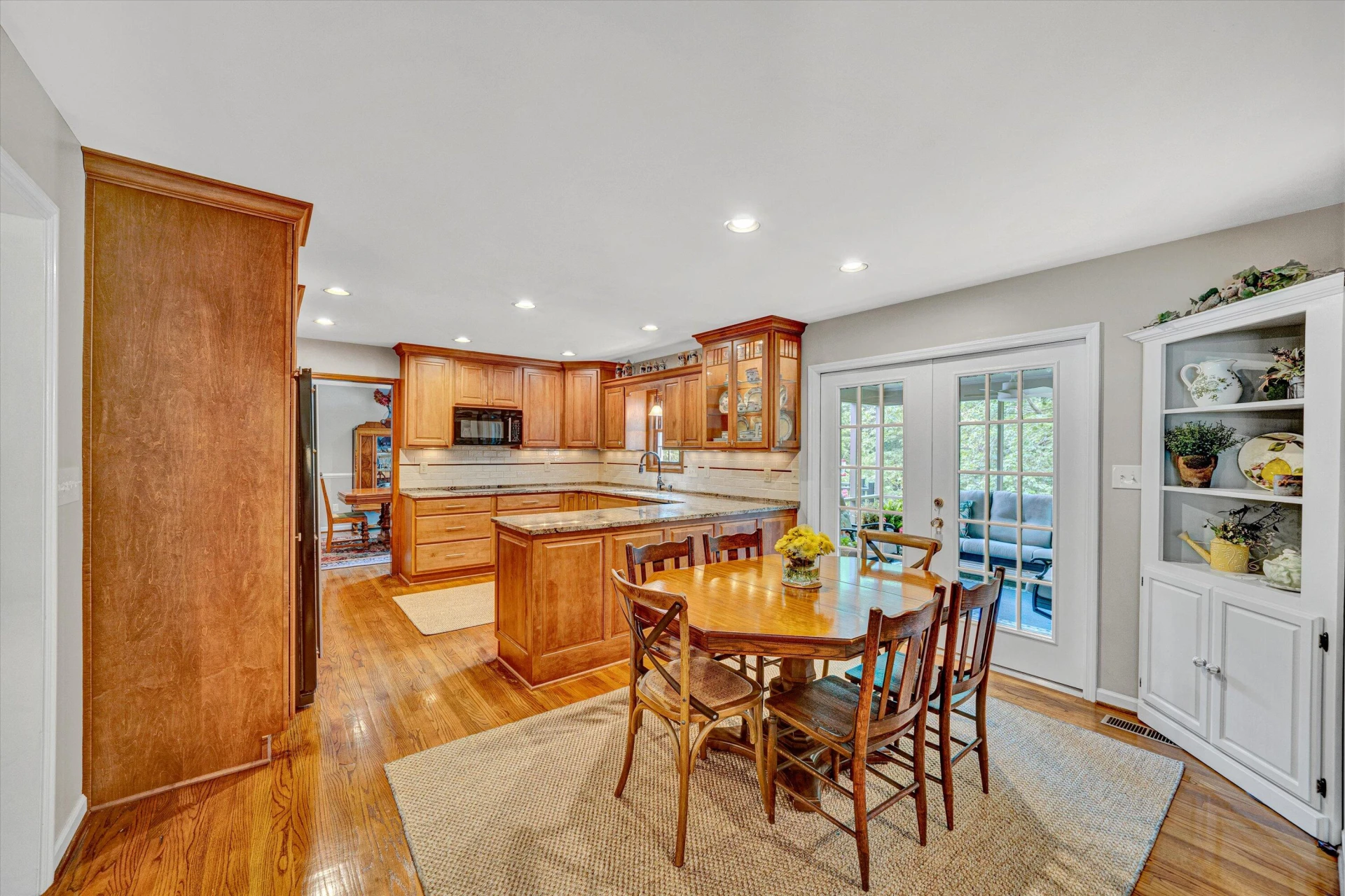 5378 Chaucers CT - Photo 9