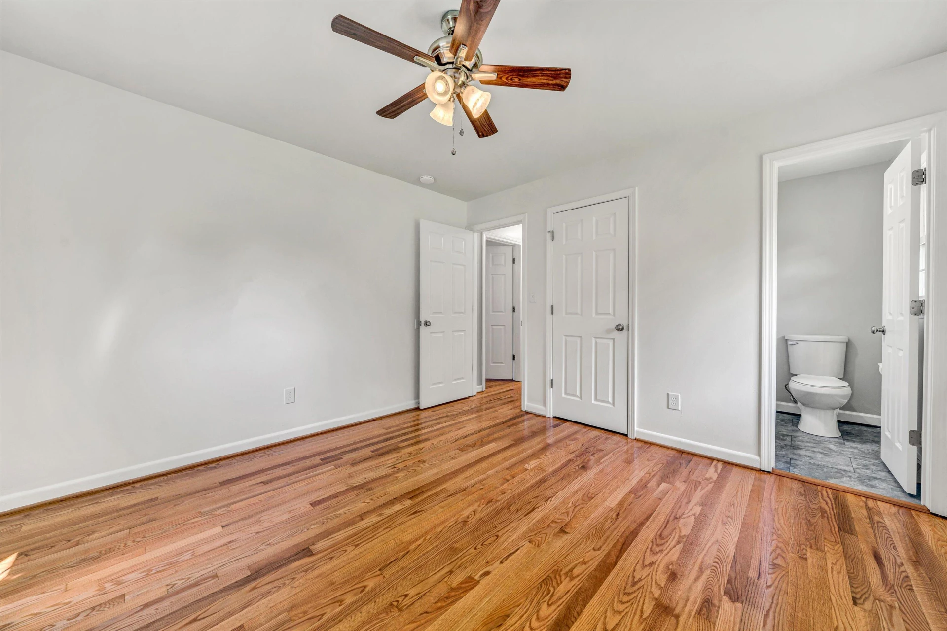 4566 Girard DR - Photo 14