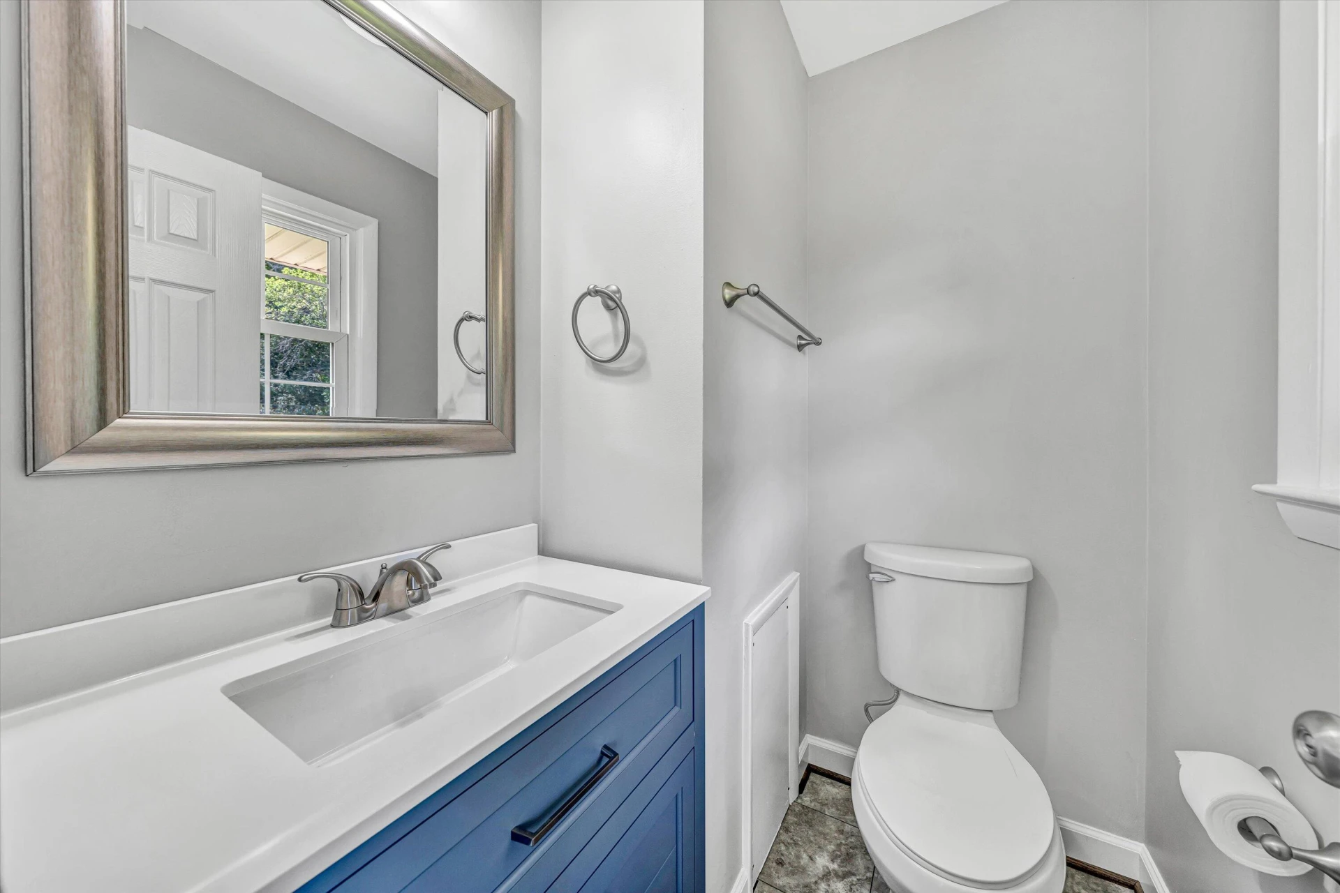 4566 Girard DR - Photo 15