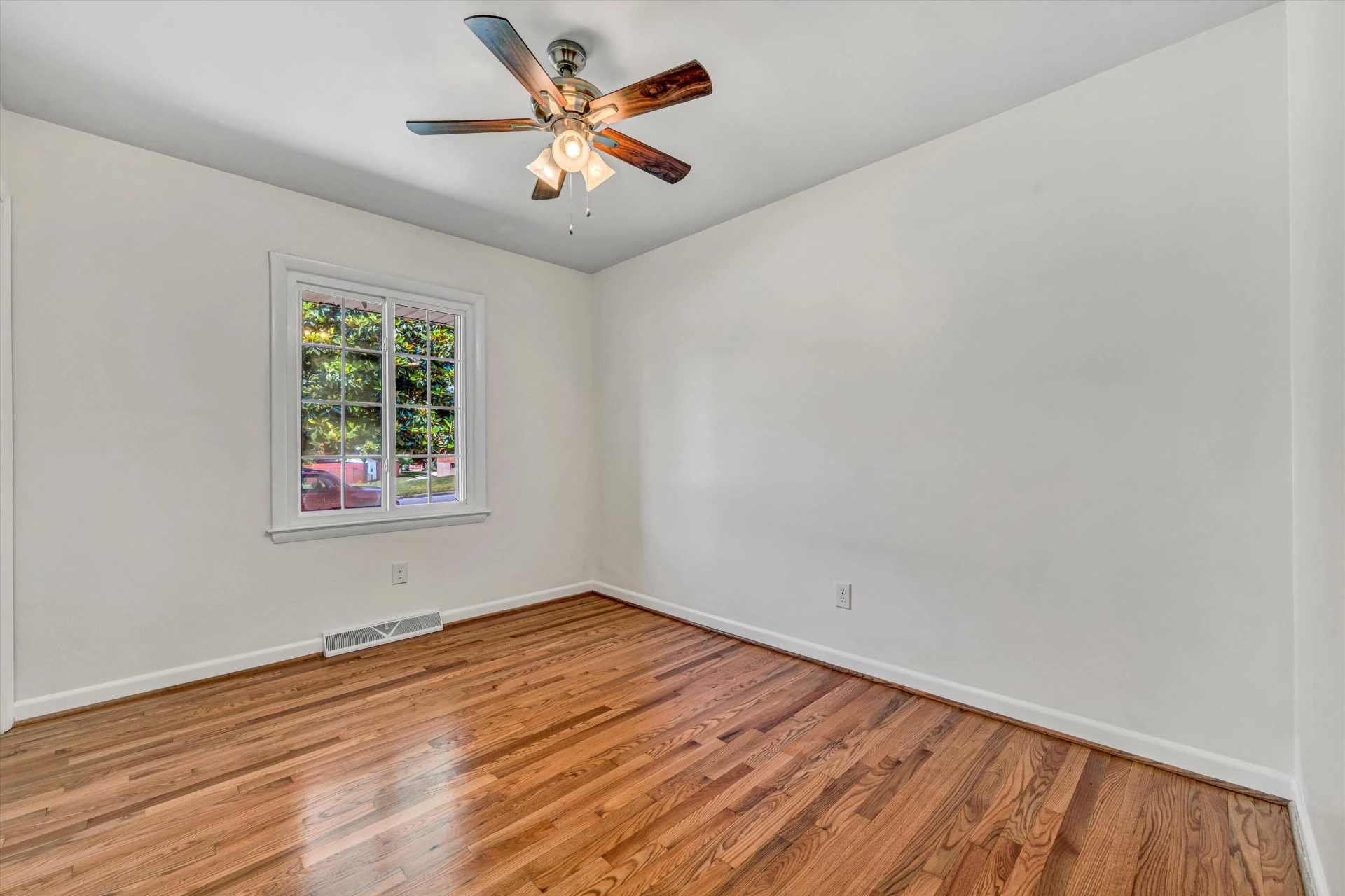 4566 Girard DR - Photo 18