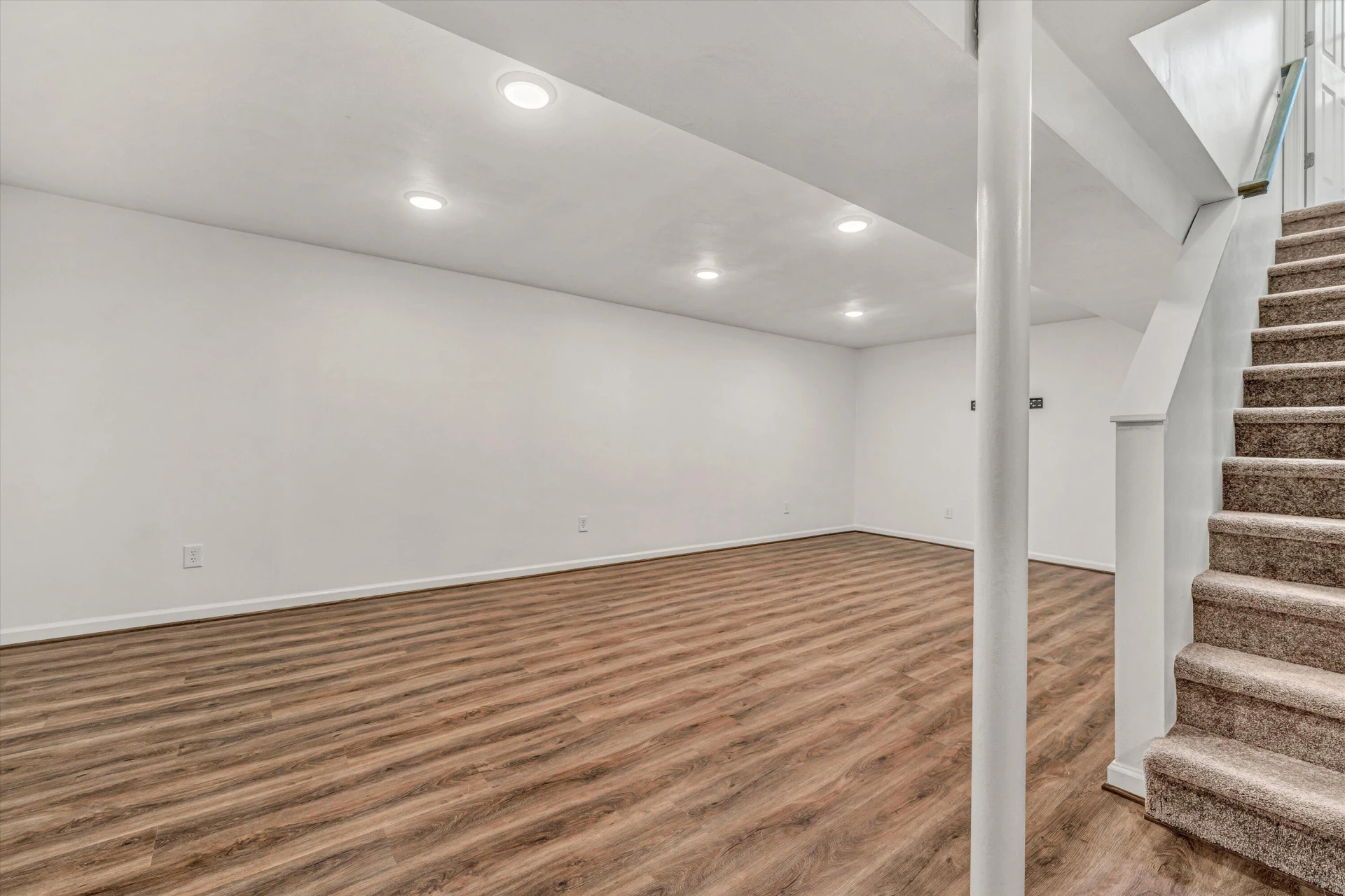4566 Girard DR - Photo 19
