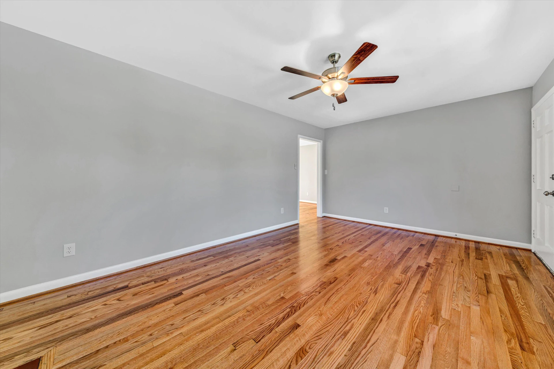4566 Girard DR - Photo 5