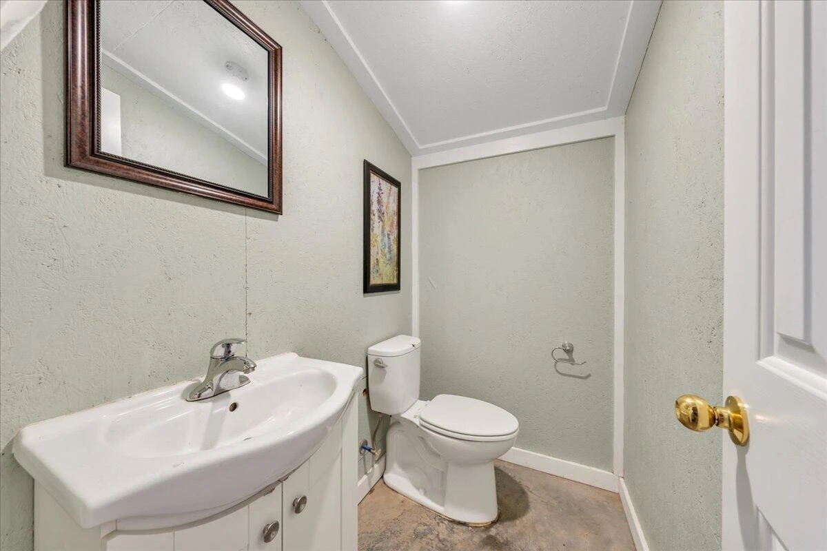 20728 Virgil H Goode Hwy - Photo 64