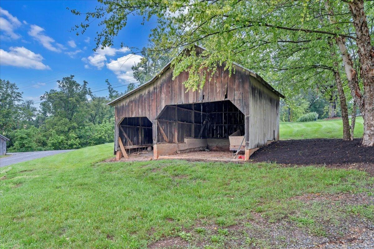 20728 Virgil H Goode Hwy - Photo 90