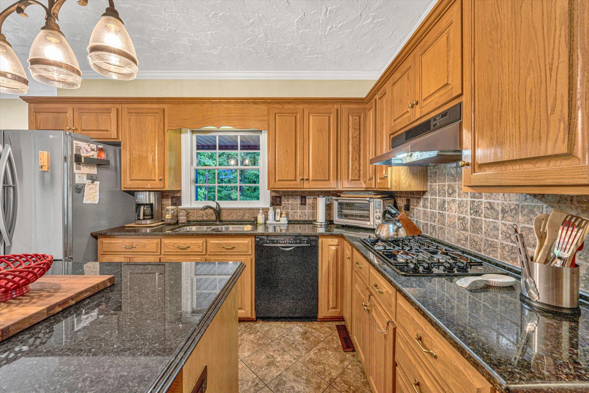 196 Buckingham CT - Photo 14