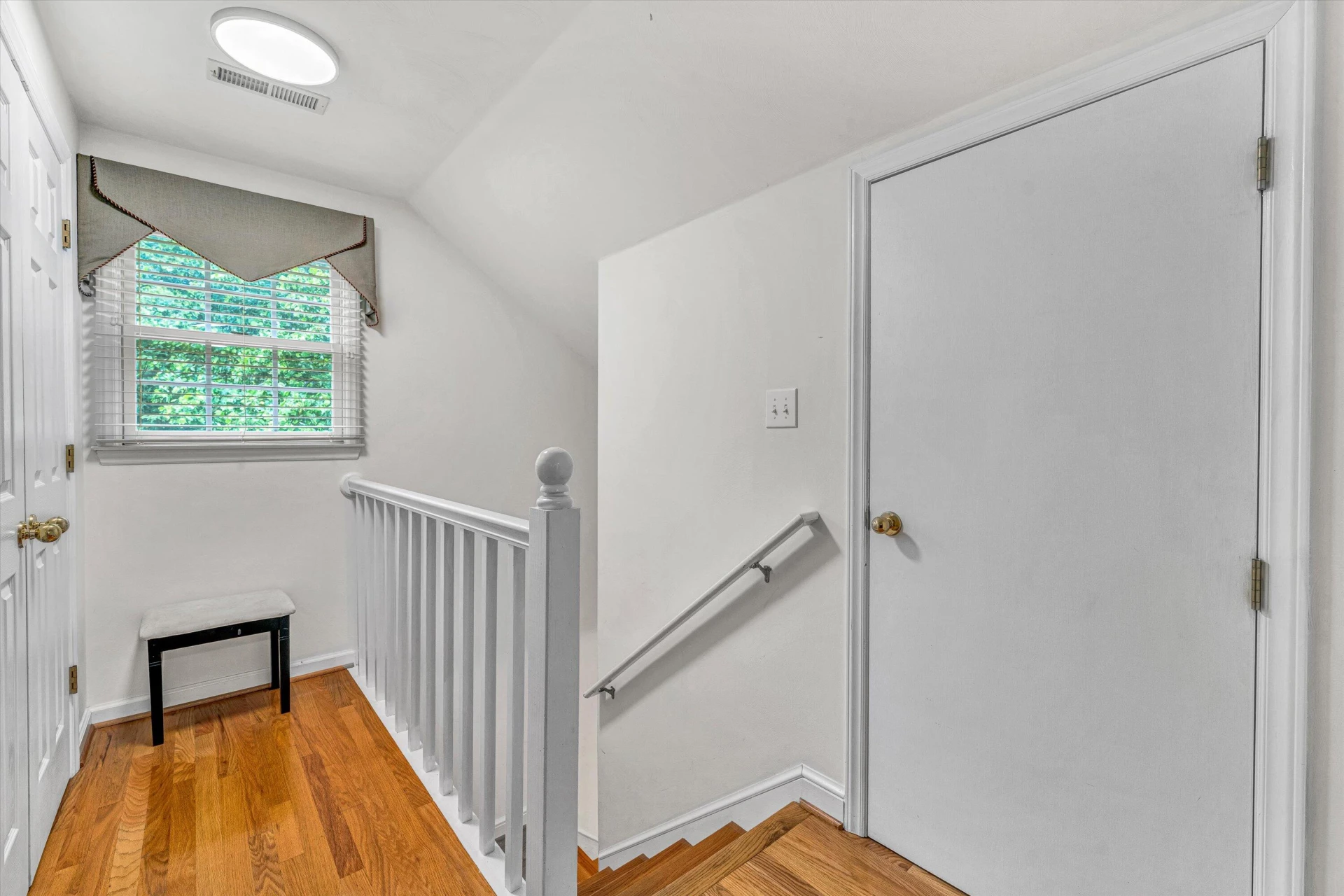 196 Buckingham CT - Photo 29