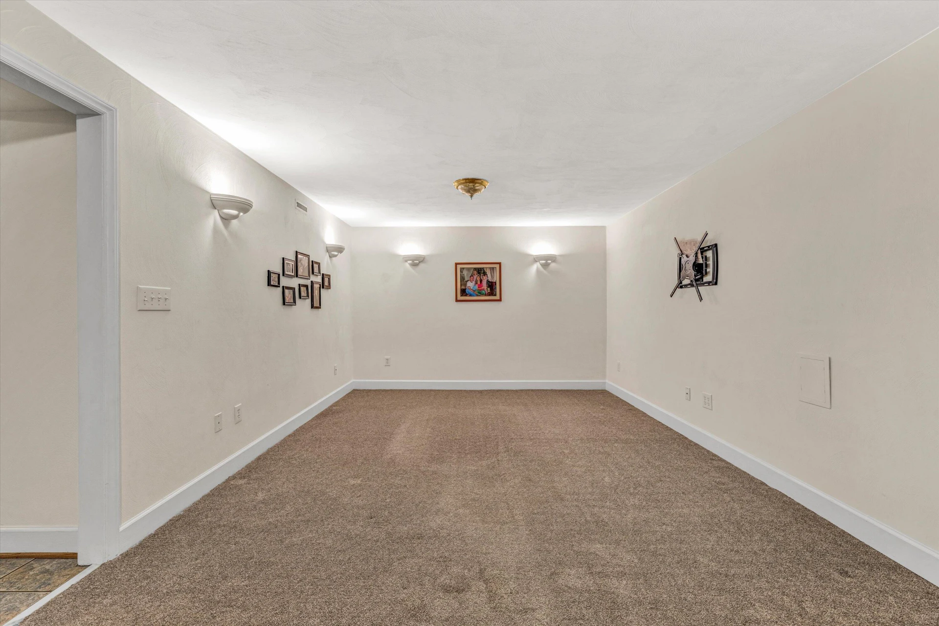 196 Buckingham CT - Photo 43