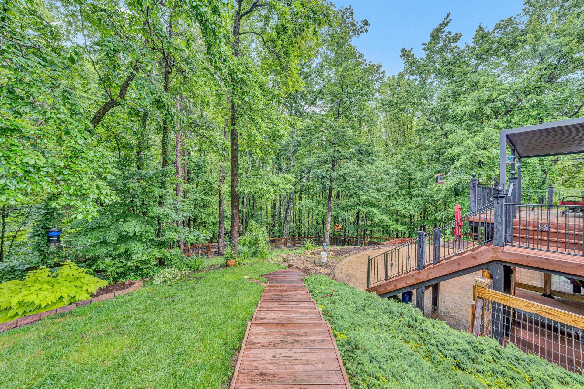 196 Buckingham CT - Photo 58