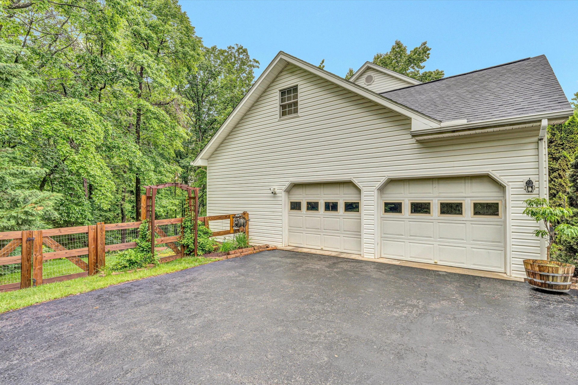 196 Buckingham CT - Photo 59