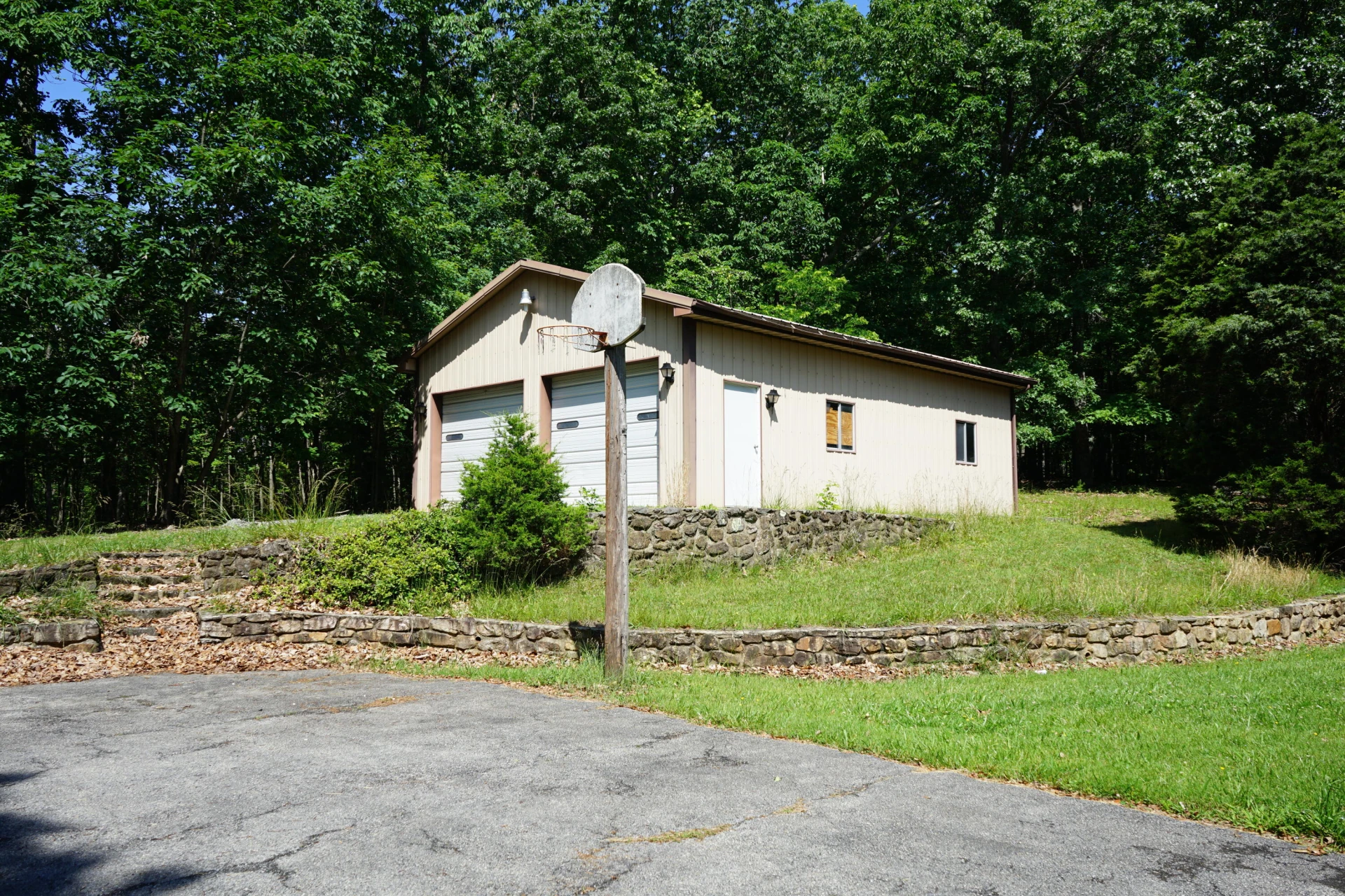 891 Blue Ridge DR - Photo 4