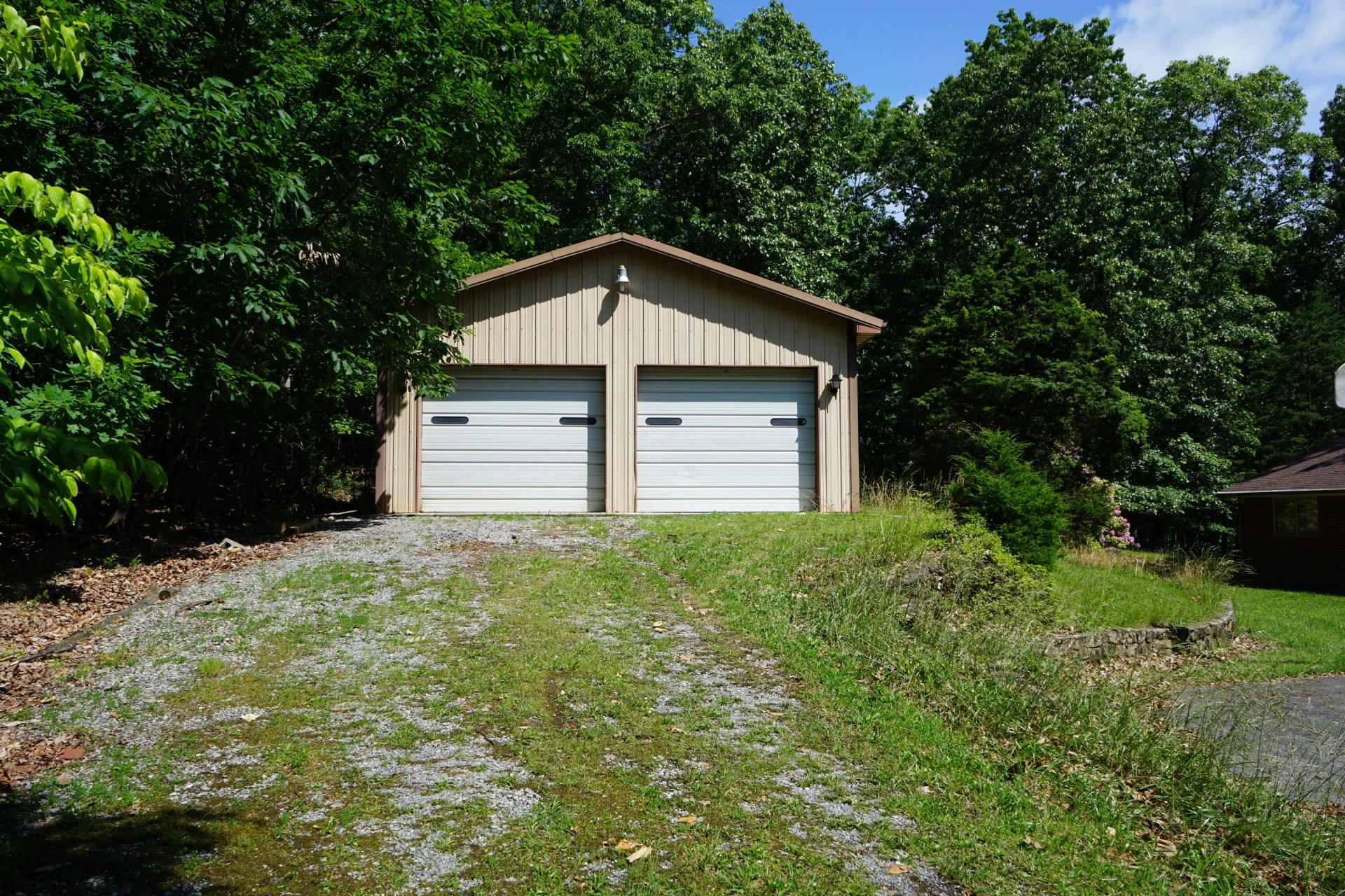 891 Blue Ridge DR - Photo 5
