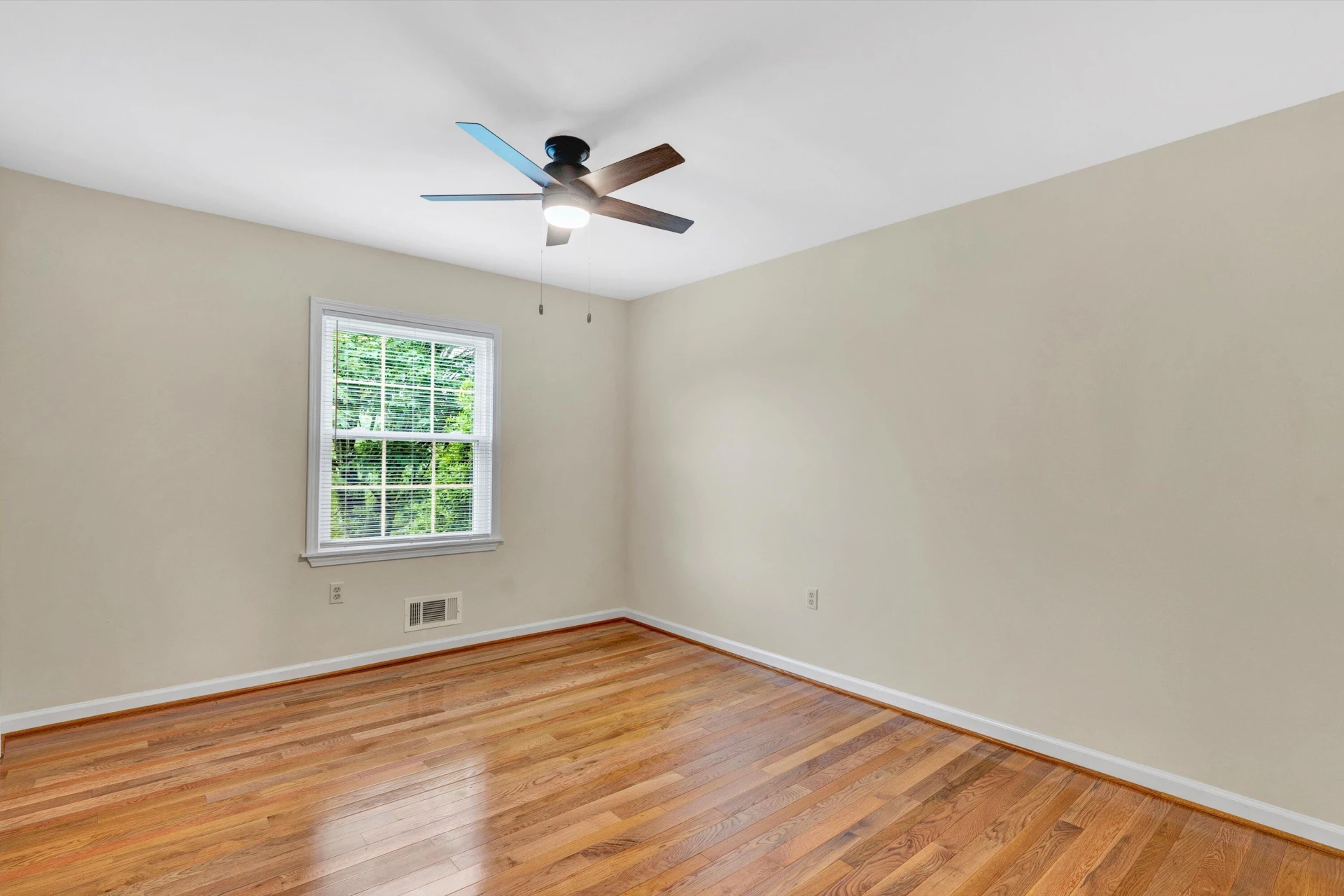 1801 Bluemont AVE #G - Photo 15