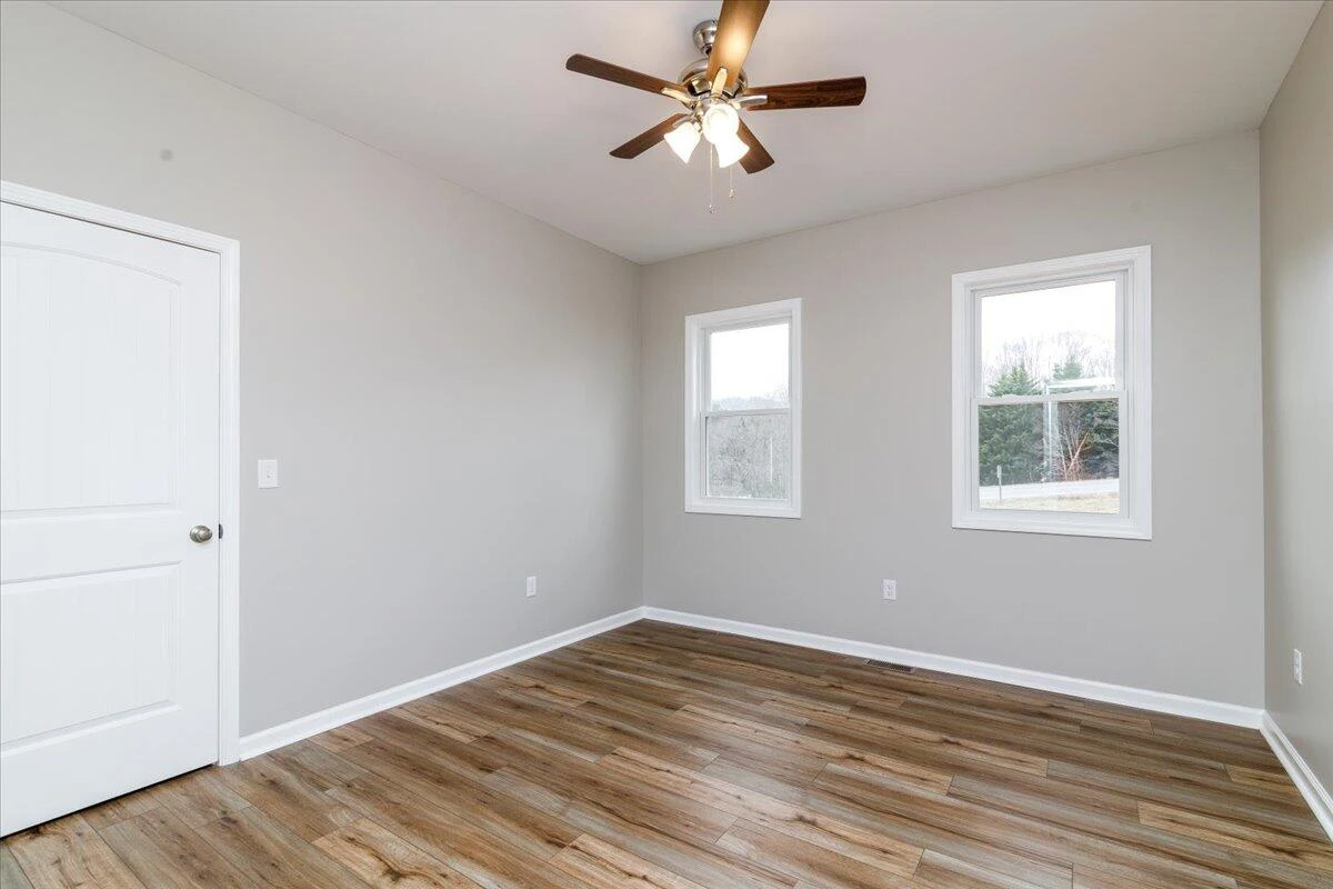 13686 Hardy RD - Photo 36