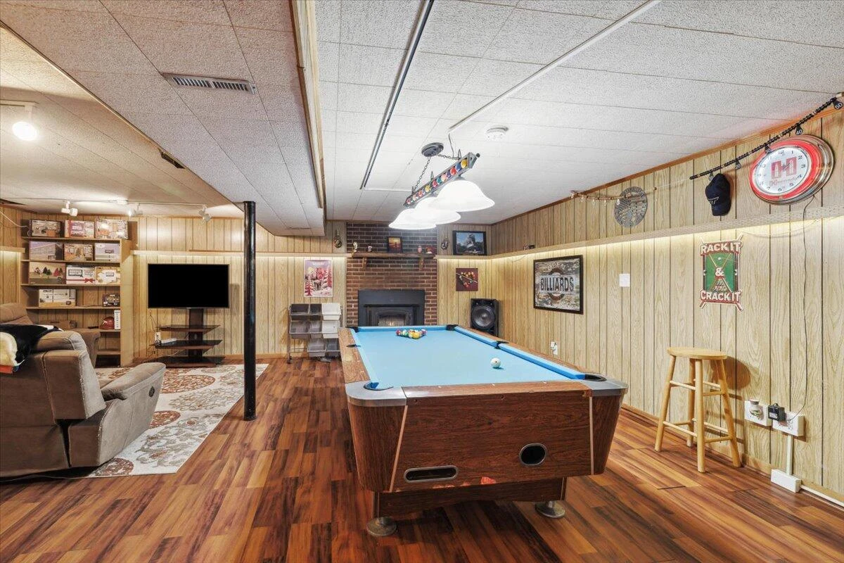 2266 Medford RD - Photo 17