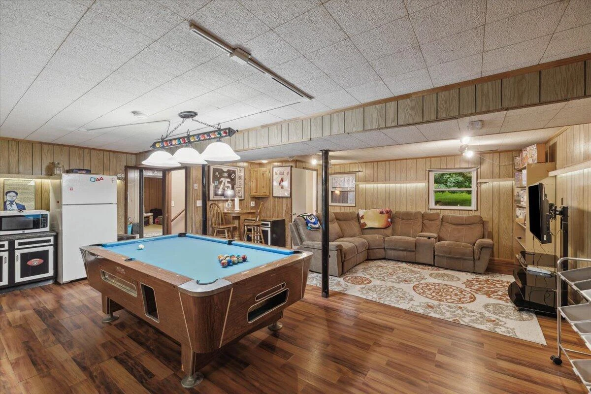 2266 Medford RD - Photo 18