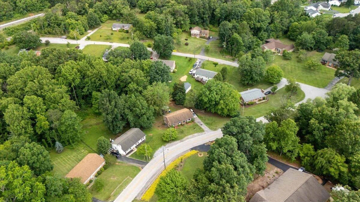 2266 Medford RD - Photo 25