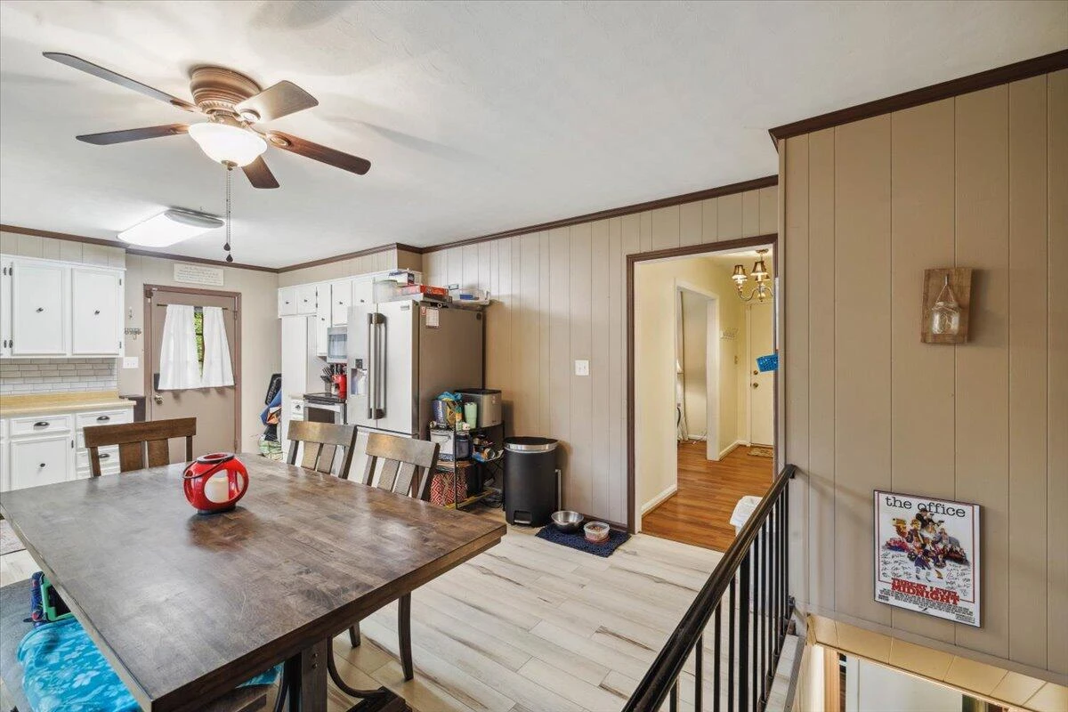 2266 Medford RD - Photo 10