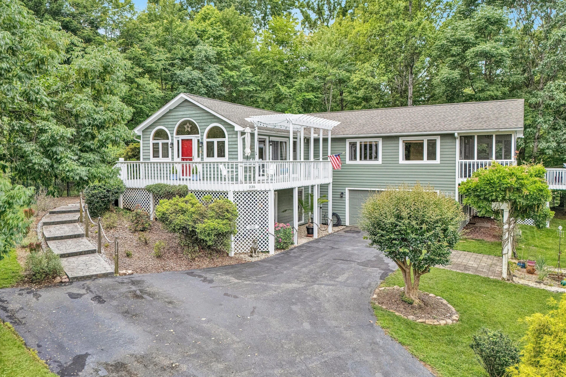 235 Waterwood DR