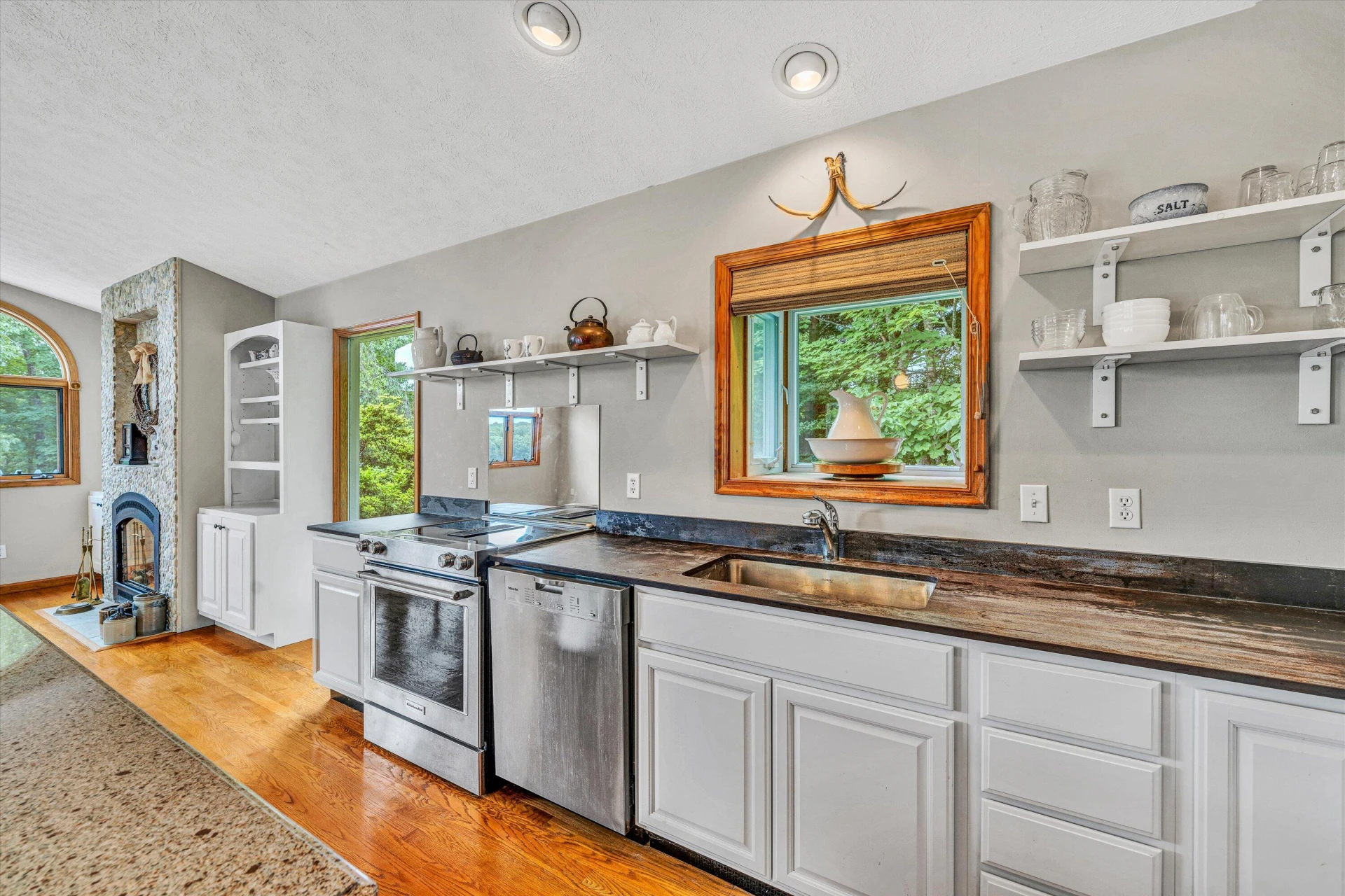 235 Waterwood DR - Photo 16