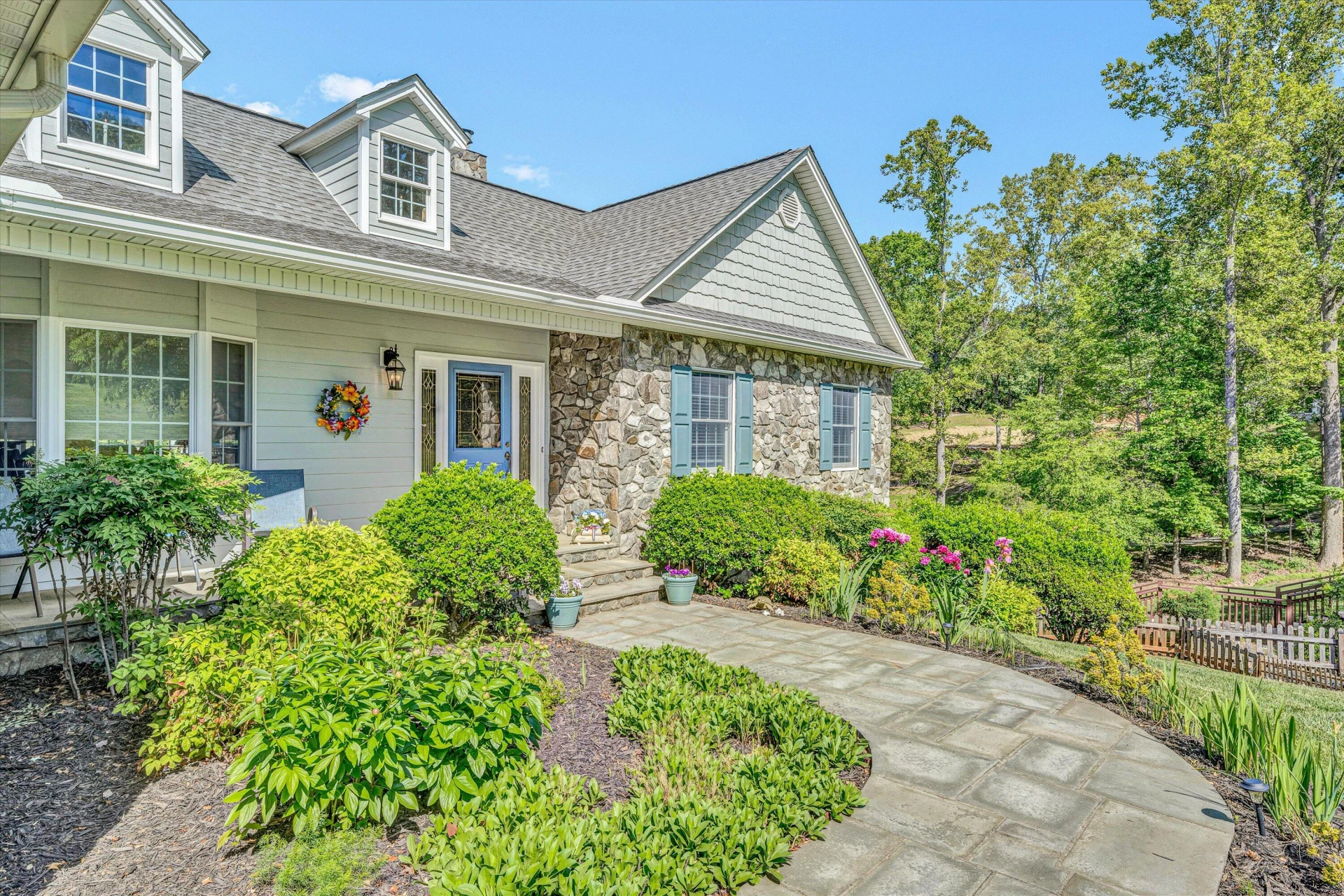 168 Sandy Point CT - Photo 12