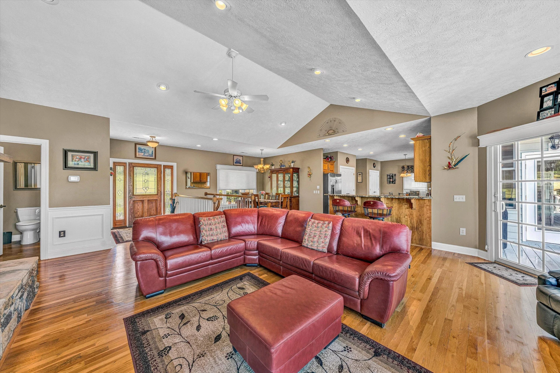 168 Sandy Point CT - Photo 16