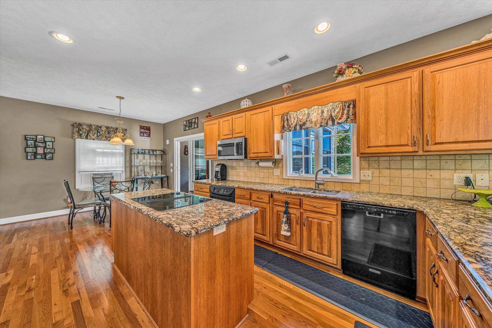 168 Sandy Point CT - Photo 19