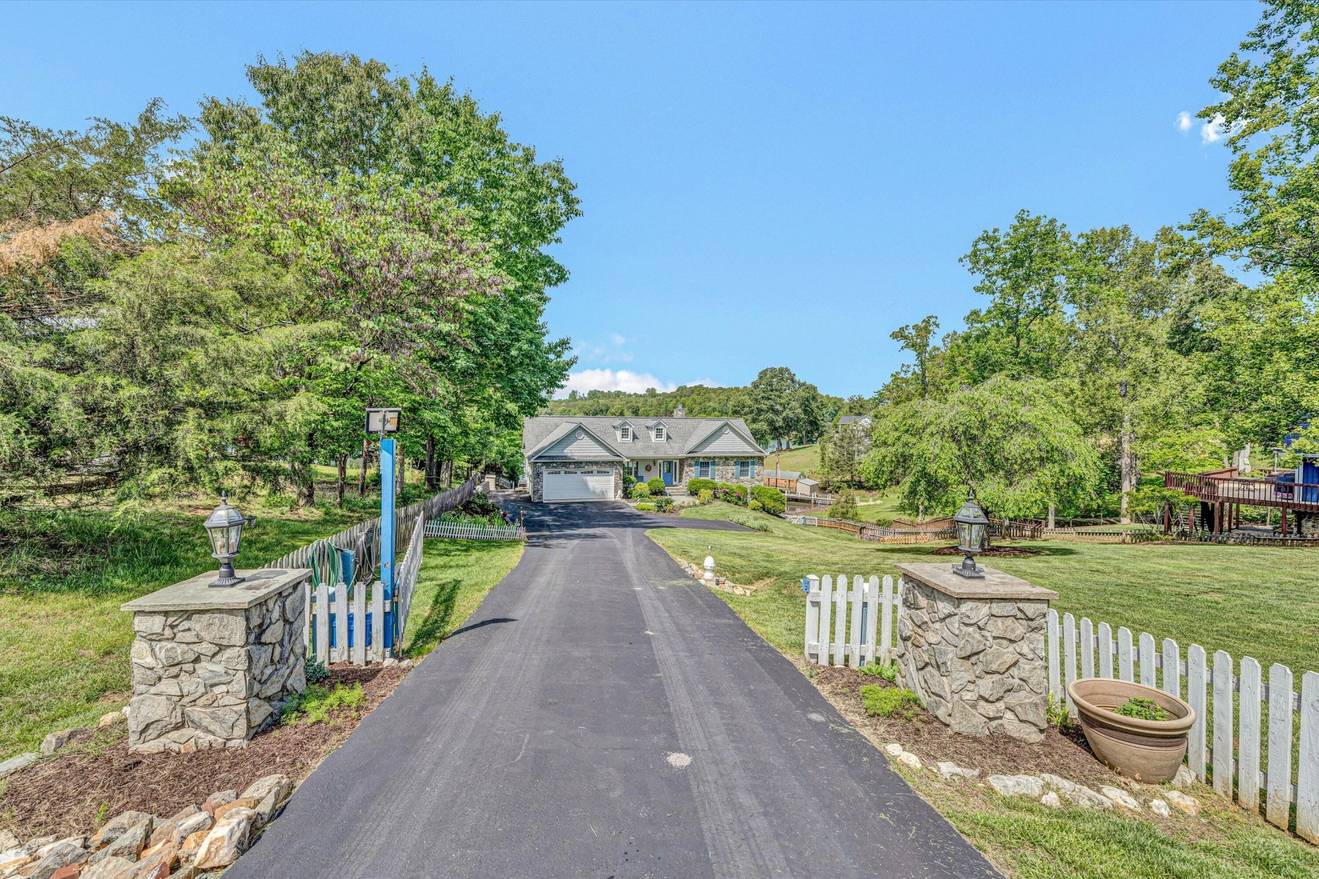 168 Sandy Point CT - Photo 68