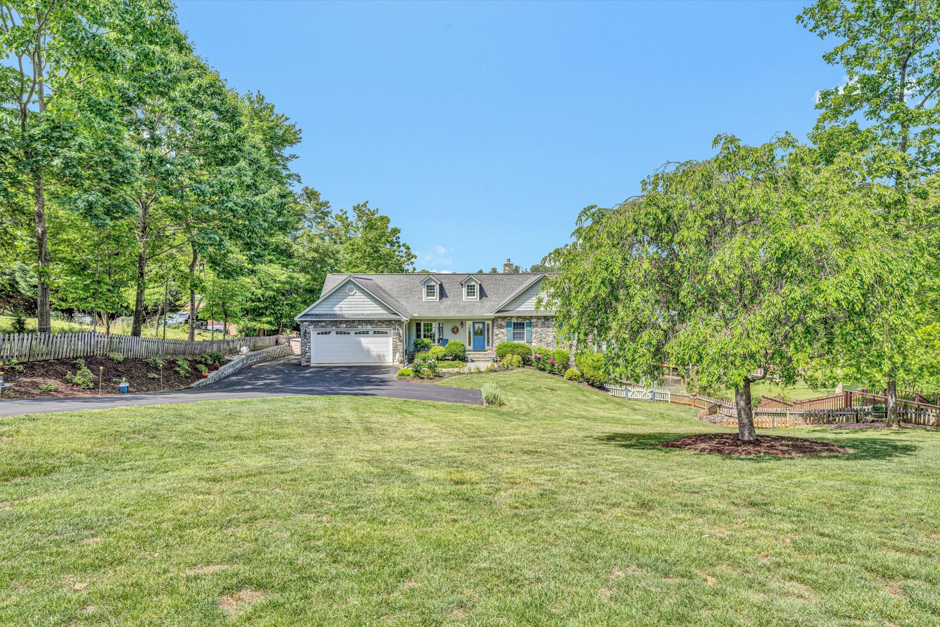 168 Sandy Point CT - Photo 71