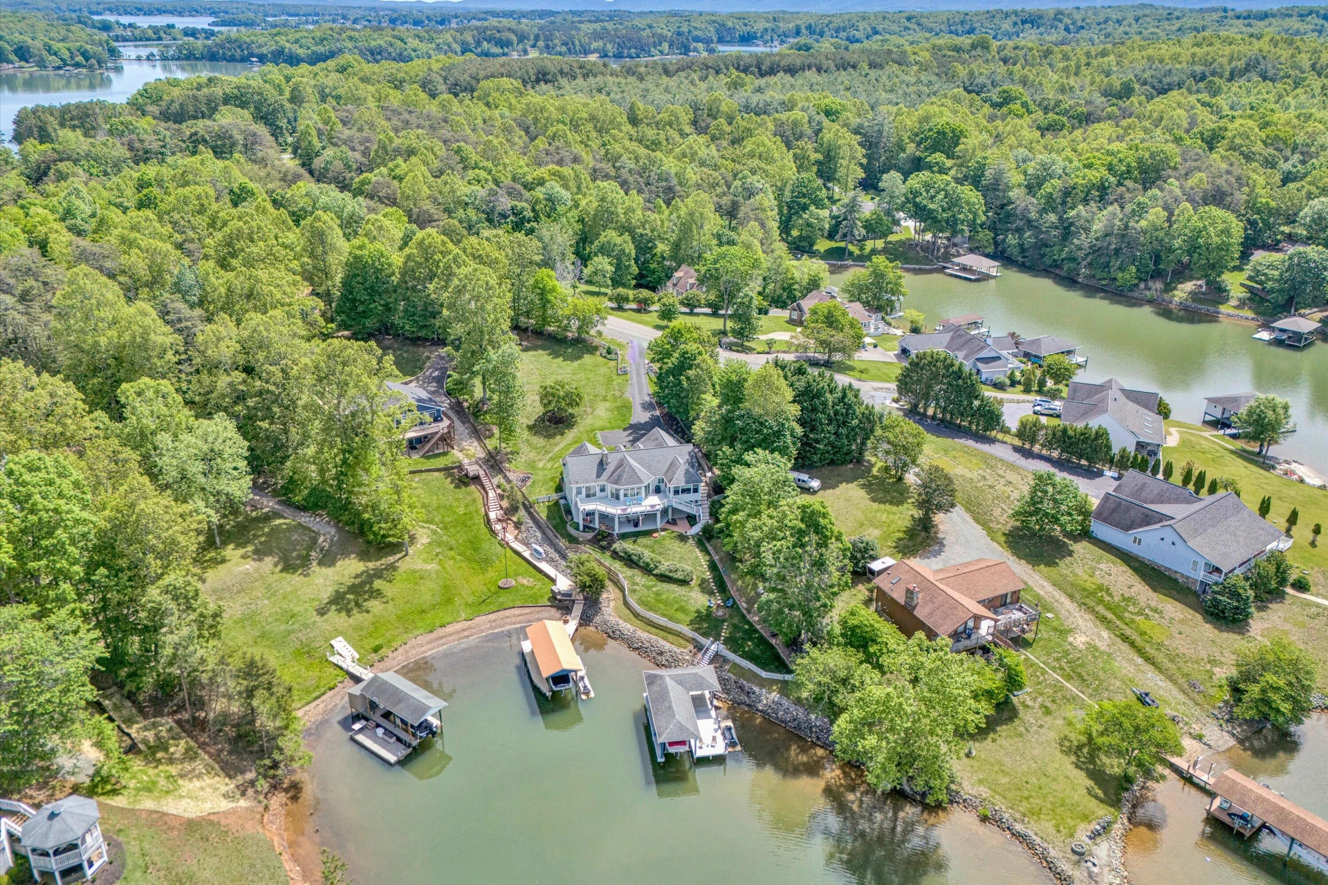 168 Sandy Point CT - Photo 74