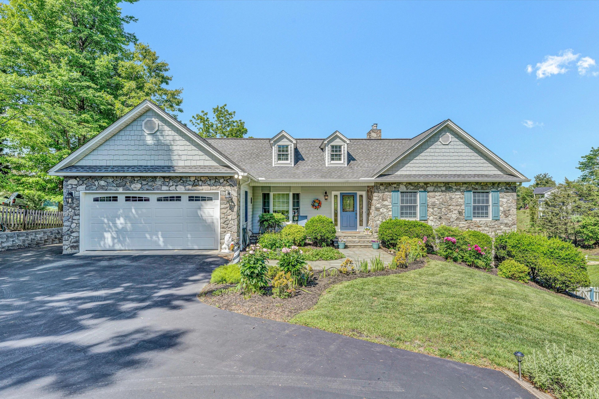 168 Sandy Point CT - Photo 10