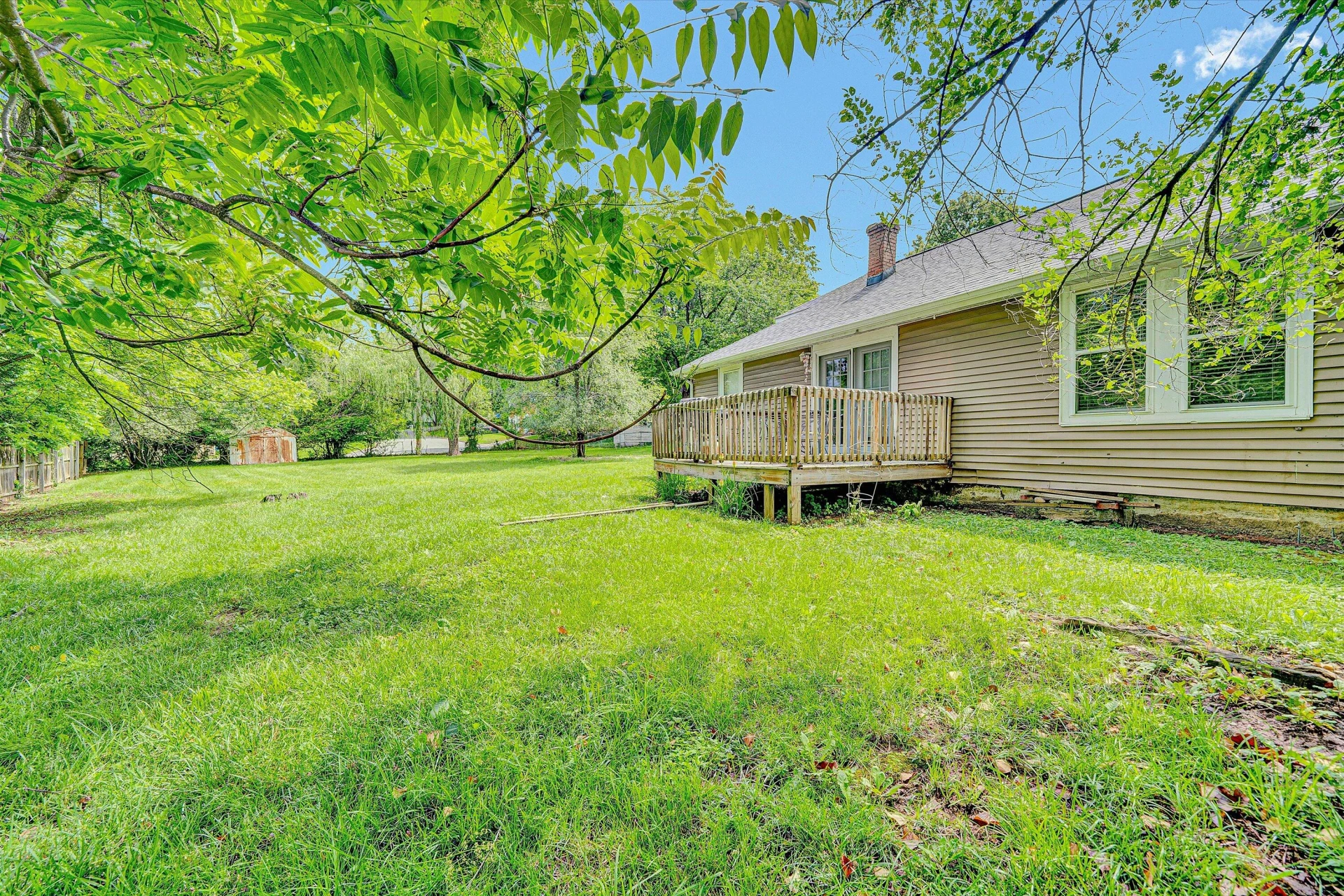 1514 Redwood RD - Photo 22