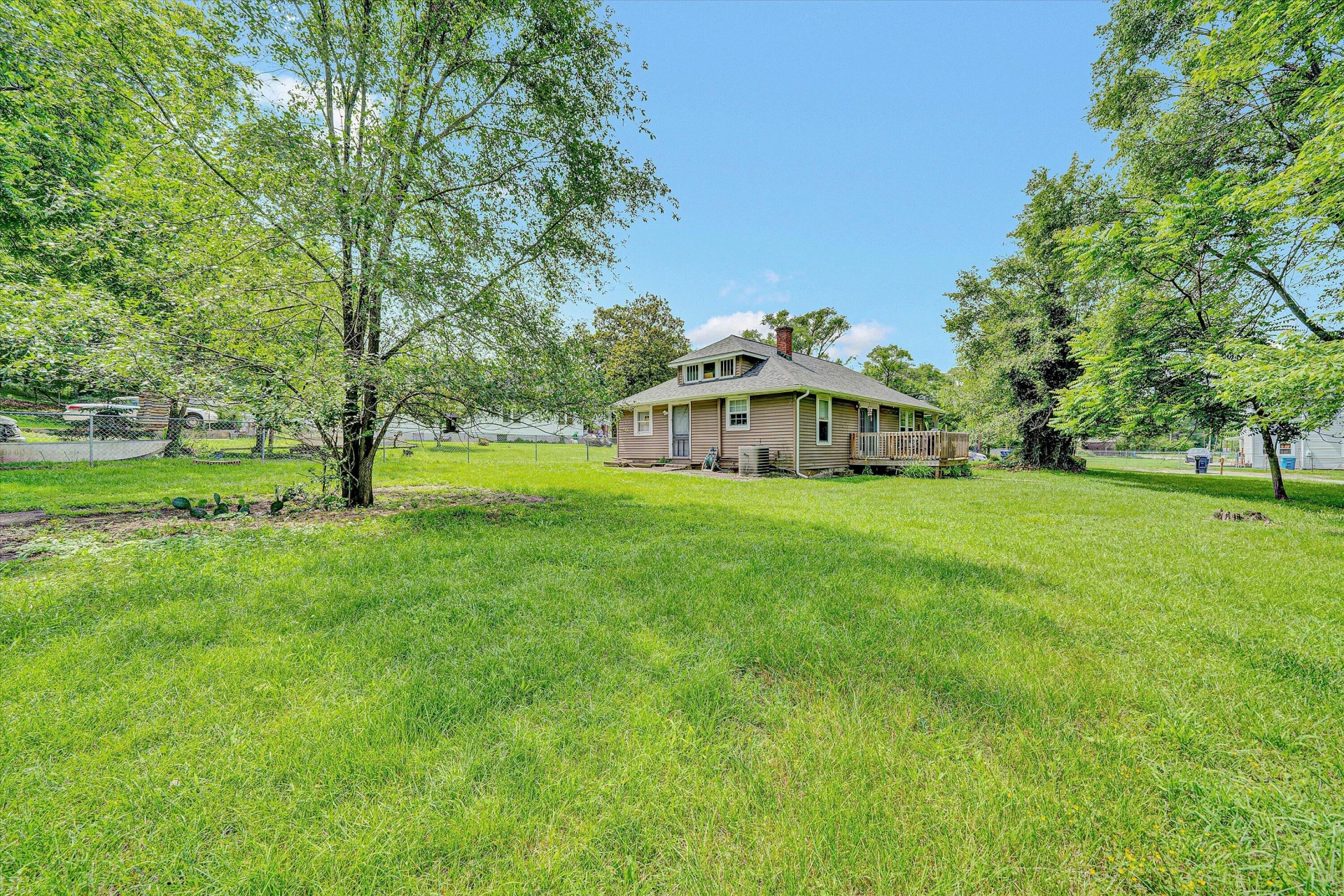 1514 Redwood RD - Photo 25