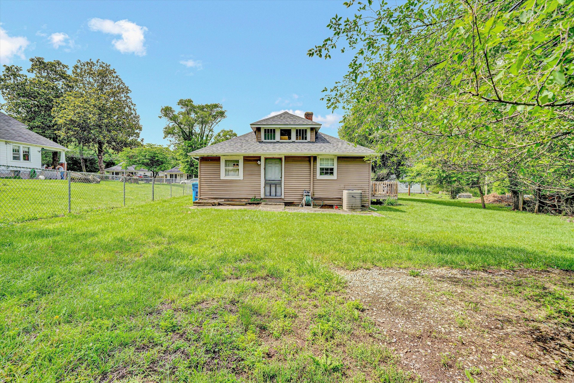 1514 Redwood RD - Photo 26