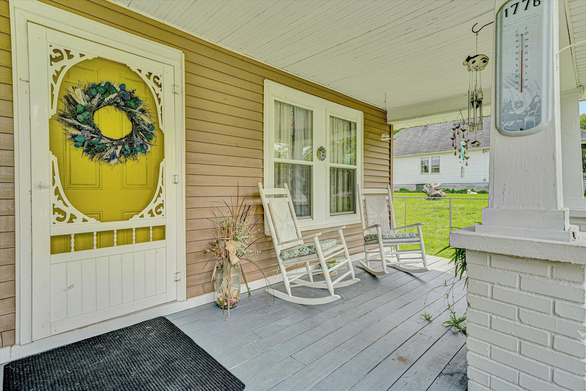 1514 Redwood RD - Photo 6
