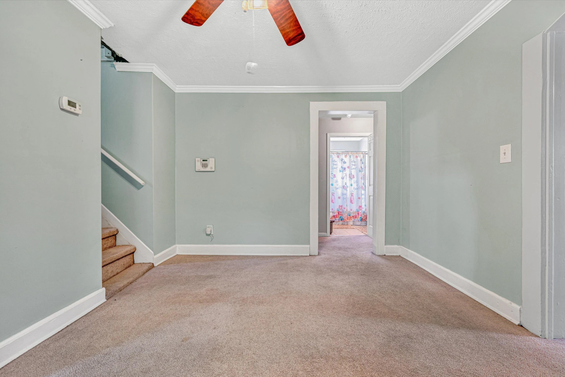 1514 Redwood RD - Photo 10
