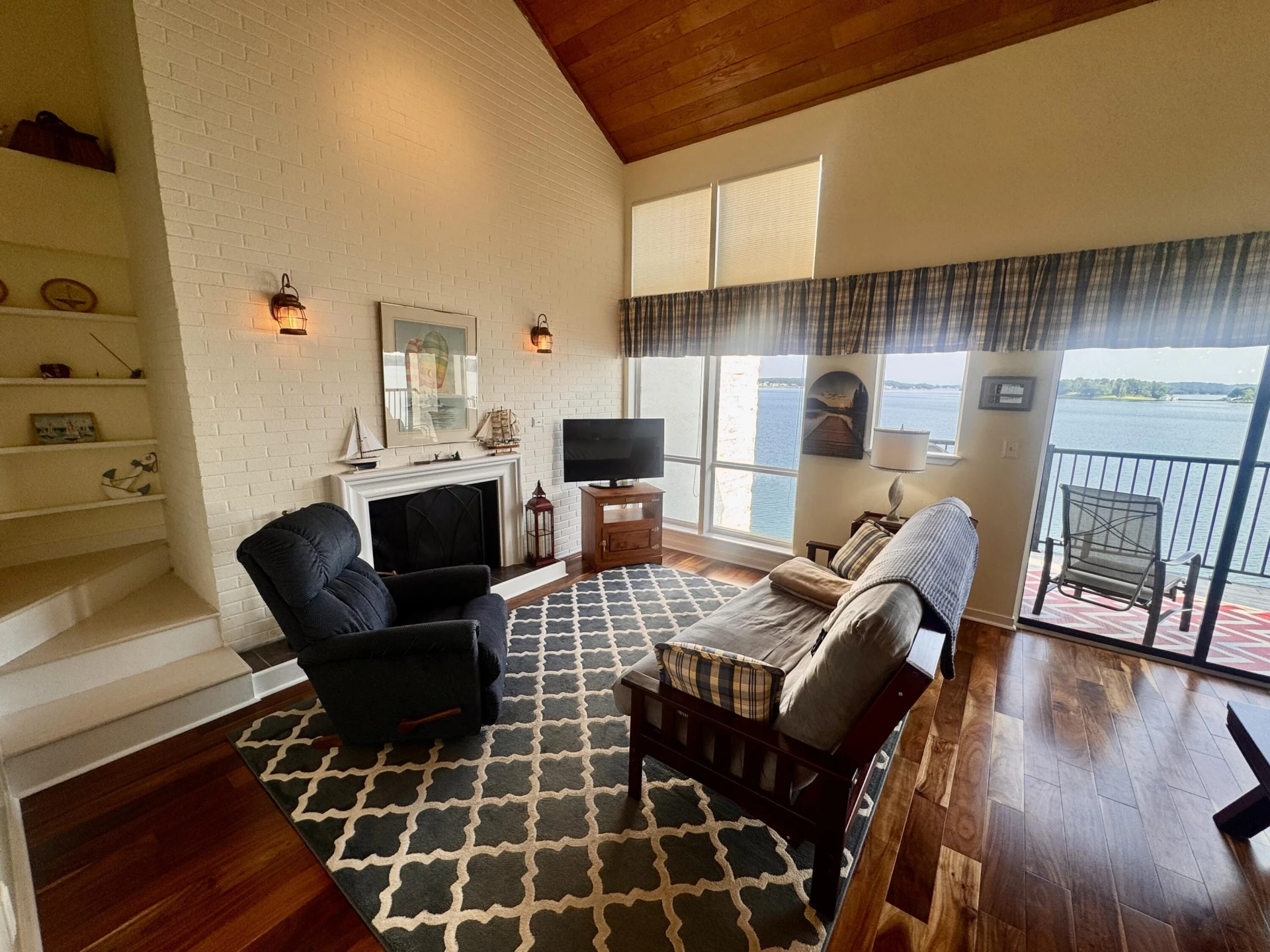 6605 Smith Mountain RD #233 - Photo 3
