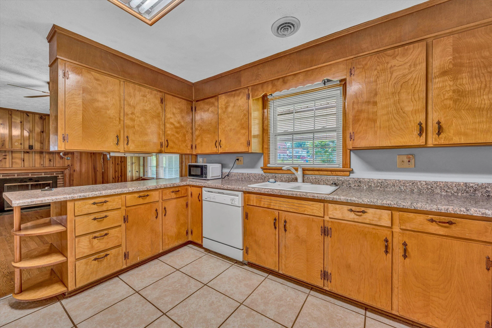 1624 Angus RD - Photo 10