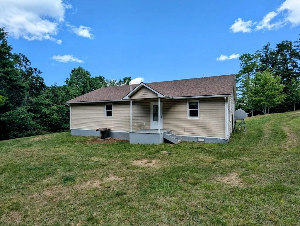 291 Beulah LN - Photo 3